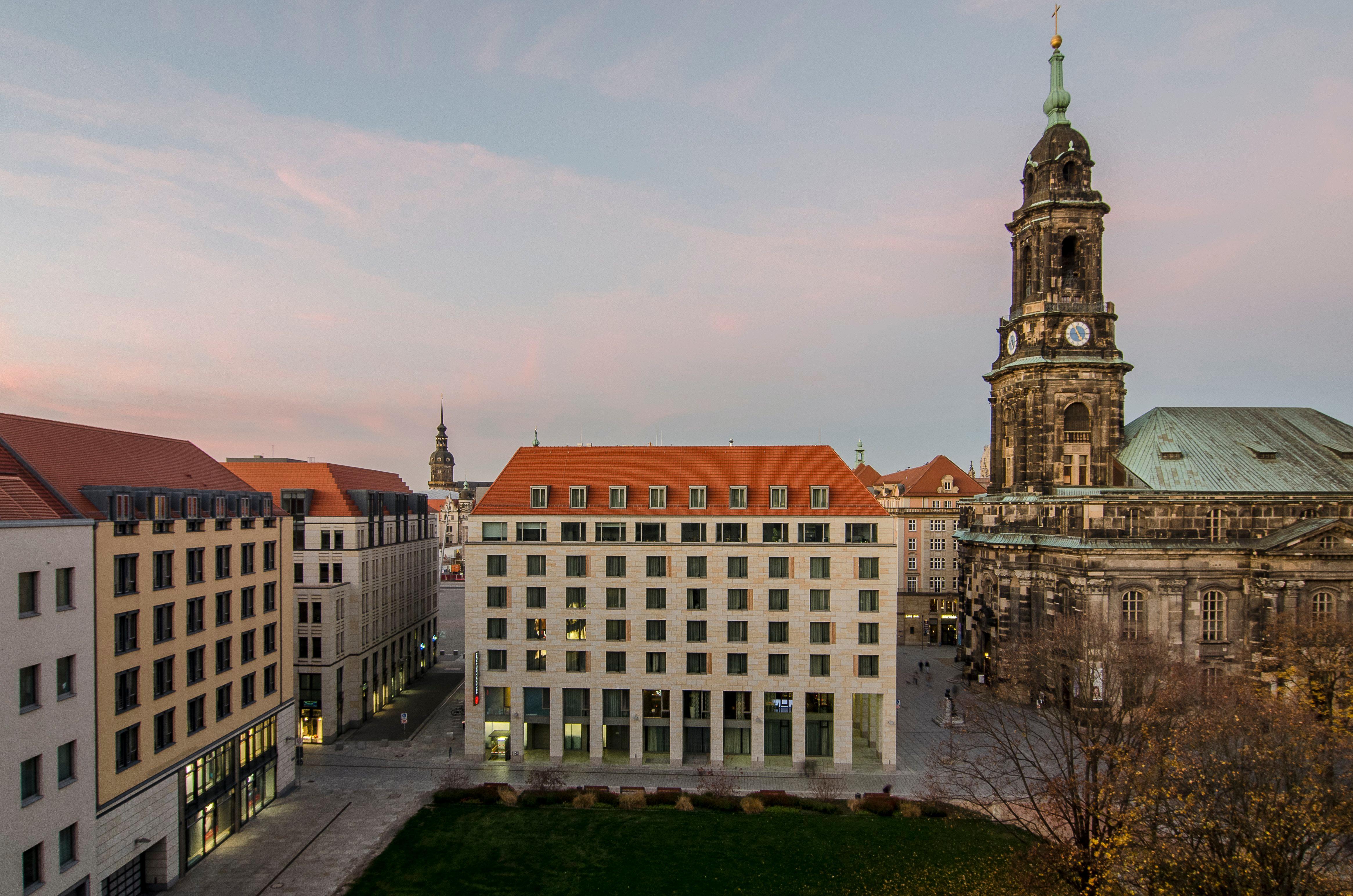 Holiday Inn Express Dresden City Centre Exterior foto